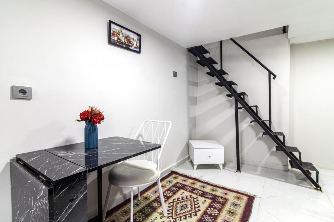 Modern Flat In The Heart Of Beyoglu Apartamento Estambul Exterior foto