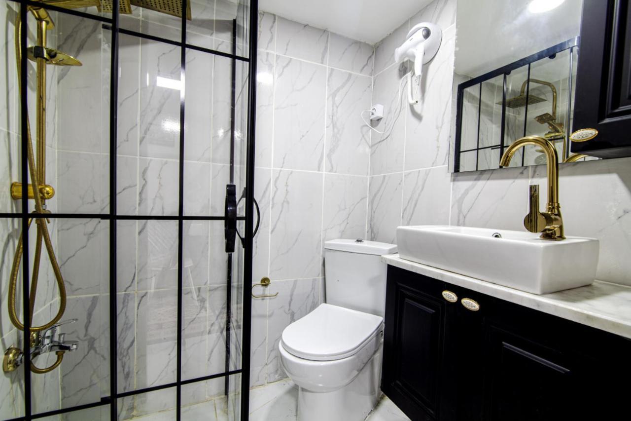 Modern Flat In The Heart Of Beyoglu Apartamento Estambul Exterior foto